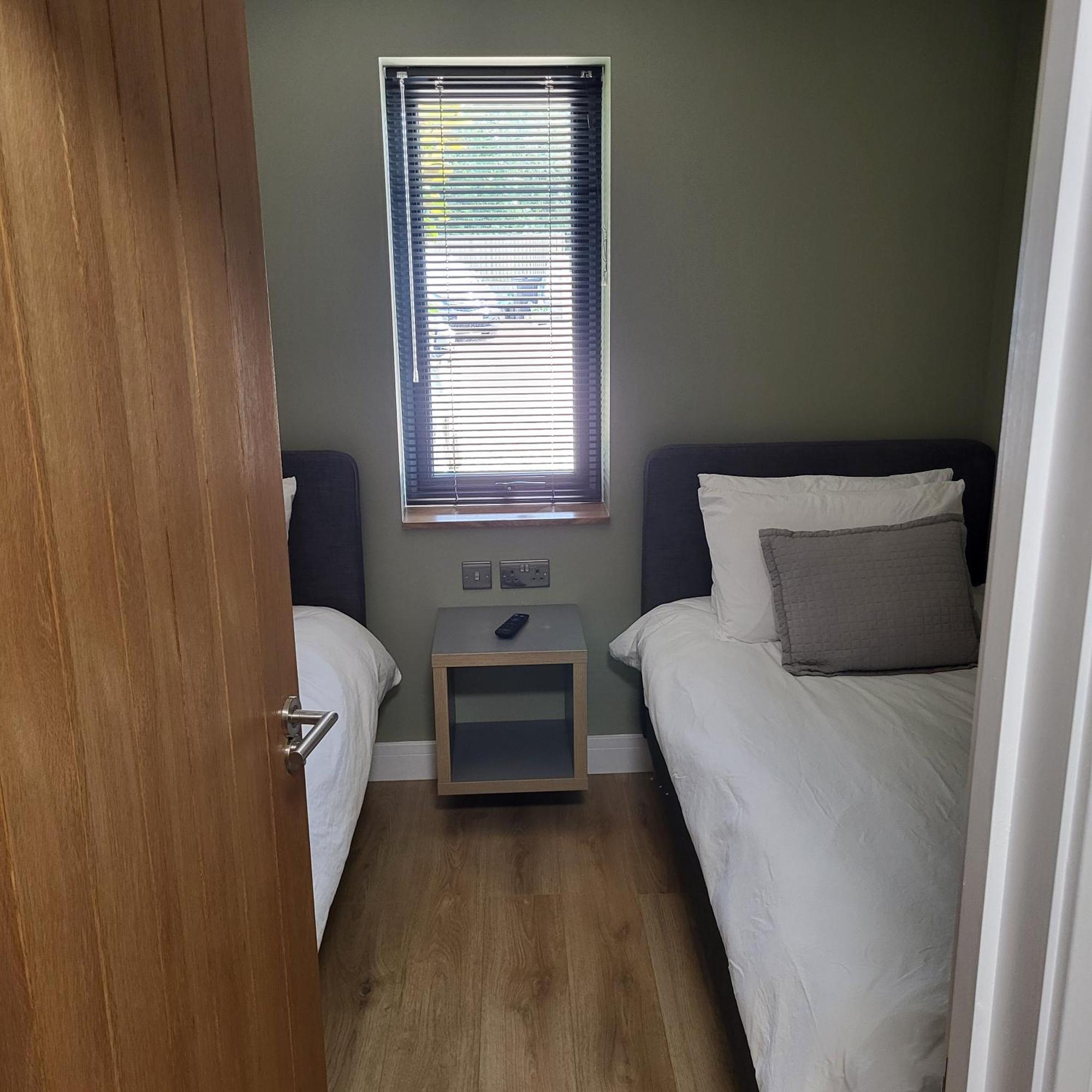 Open acres accommodation&airport parking Backwell Extérieur photo