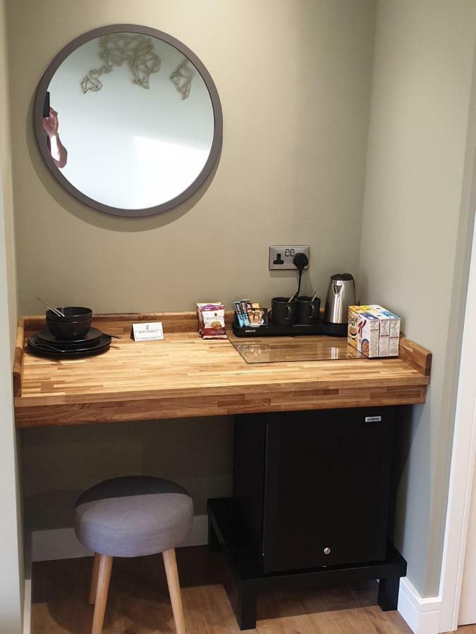 Open acres accommodation&airport parking Backwell Extérieur photo